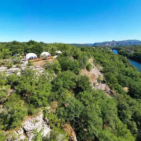 Les Dômes Des Gorges Campismo de Luxo Ruoms