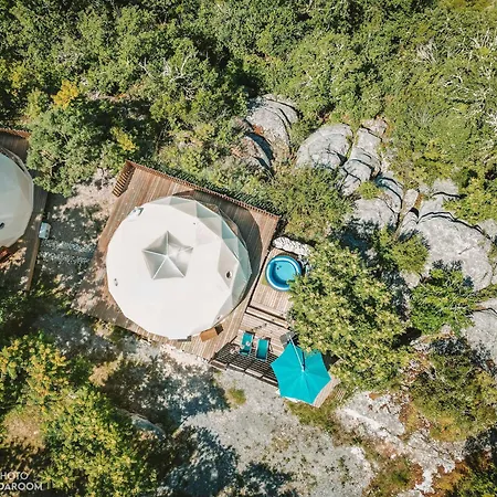 Les Domes Des Gorges